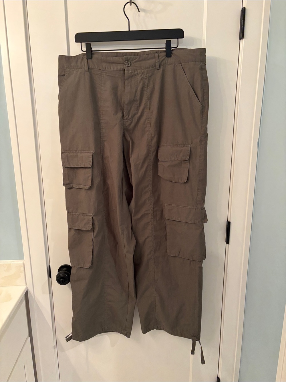 Harper Cargo Pants in Olive